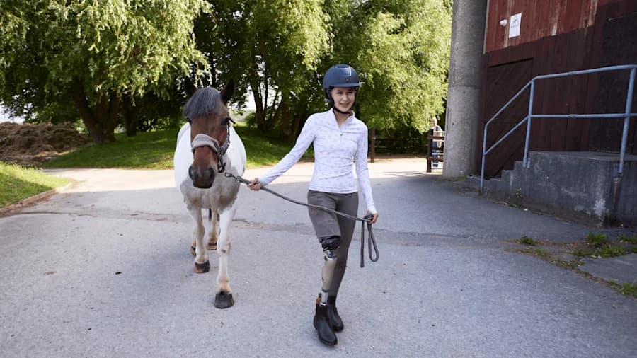 Hallé, MPK Kids user with Kenevo